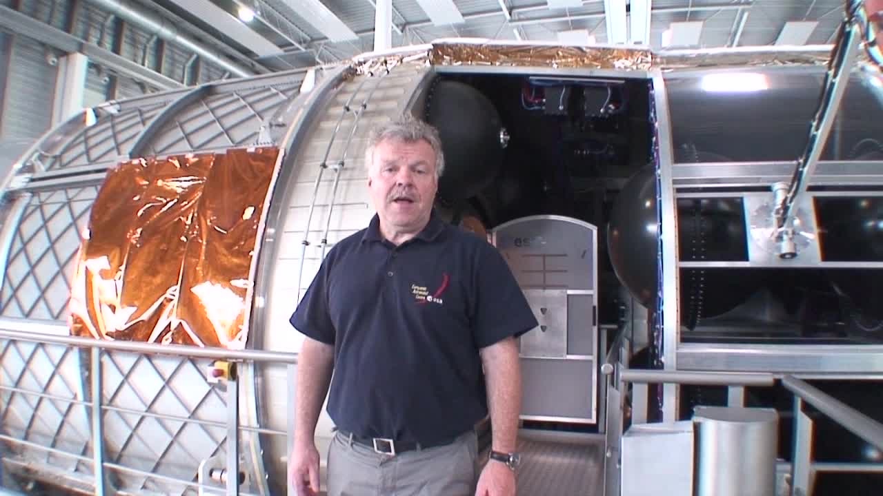 GREETINGS FROM THE EUROPEAN SPACE AGENCY  (2014) - ESA astronaut Reinhold Ewald greets participants of the 64th Lindau Meeting