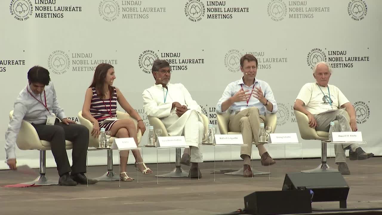 Closing Panel Discussion (2015) - Science Education (Panelists Godino, Kroto, Satyarthi, Schütte; Moderator: Alok Jha)