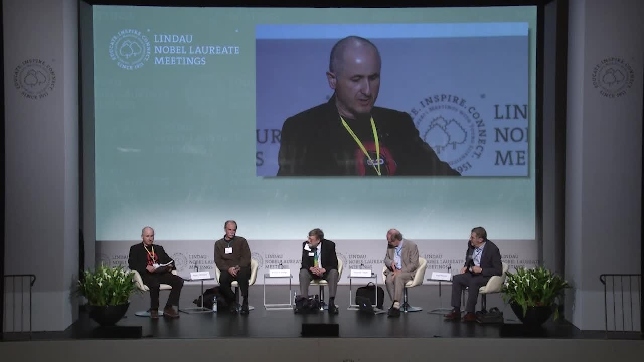 Panel Discussion (2016) - Is Quantum Technology the Future of the 21st Century?; Panelists Serge Haroche, Gerardus 't Hooft, William Phillips, David Wineland; Moderator: Christian Meier