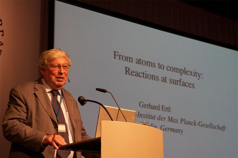 Lecture: "From Atoms to Complexity: Reactions at Surfaces" by Gerhard Ertl (Laureate, Chemistry 2007)