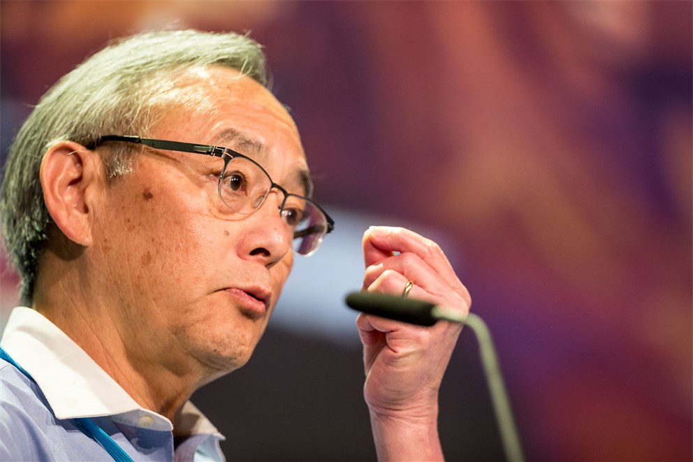 Steven Chu on "Optical Microscopy 2.0" at the 66th Lindau Nobel Laureate Meeting.