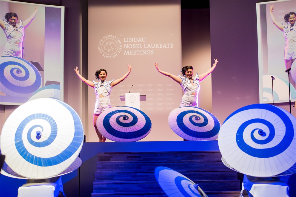 Artistic perforamnce at the International Get-Together of the 68th Lindau Nobel Laureate Meeting