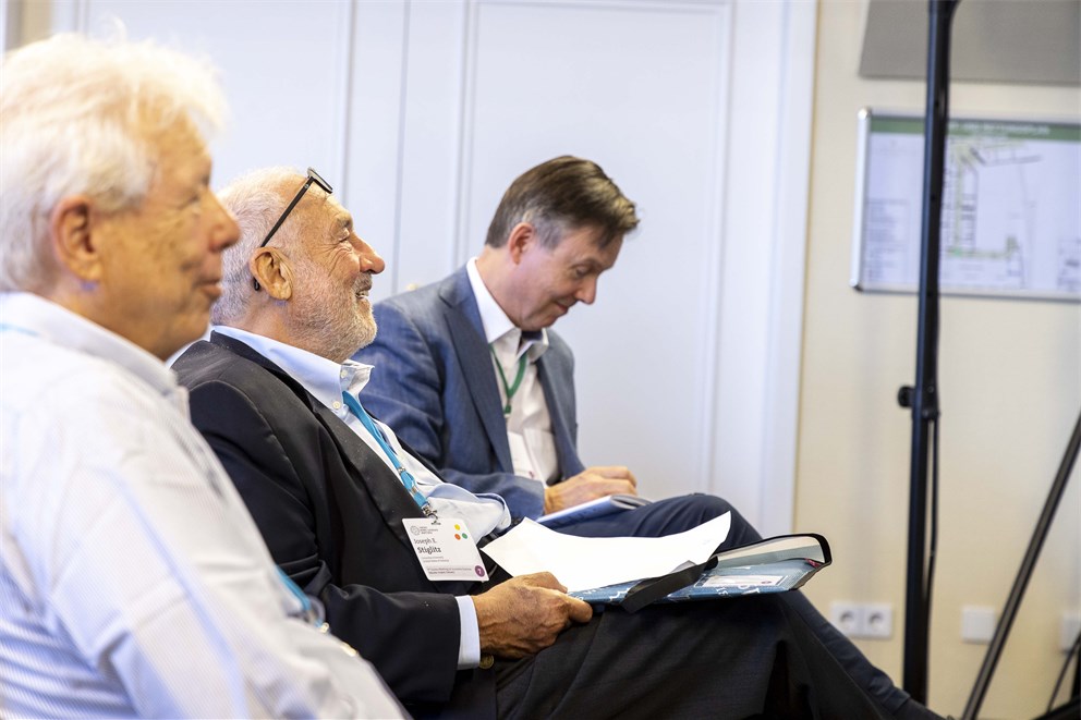 Richard H. Thaler and Joseph E. Stiglitz at Next Gen Economics, 7th Lindau Meeting on Economic Sciences.
