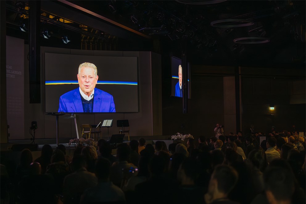 AL Gore delivering his speech